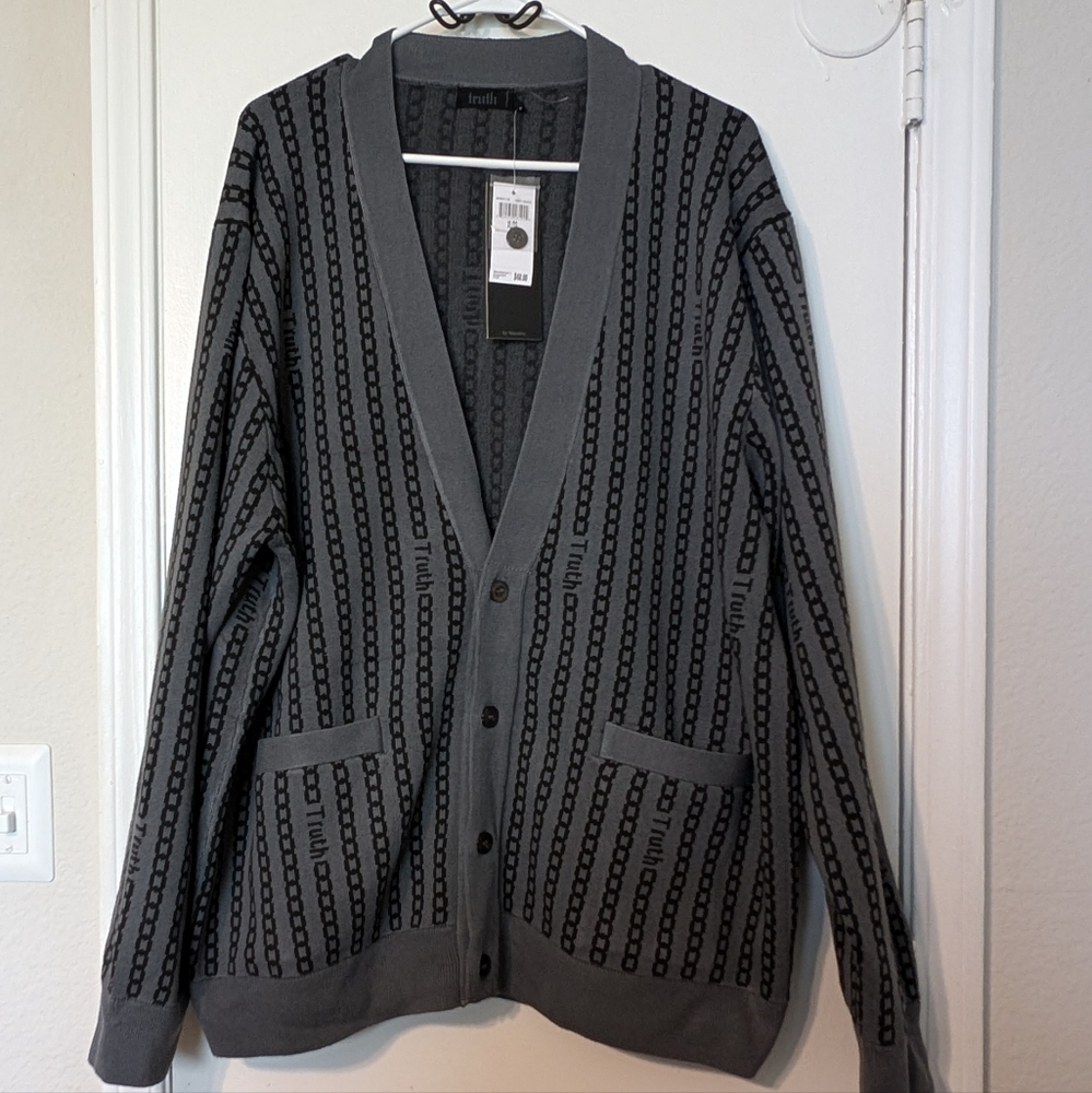 Truth Gray Cardigan Sweater with V-Neck and Ribbed Texture
